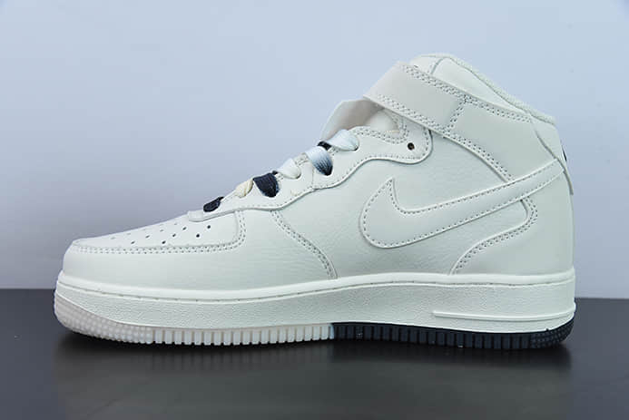 耐克Nike Air Force 1'07 Mid 串标白黑小钩空军一号中帮休闲板鞋纯原版本 货号：NT2969-013