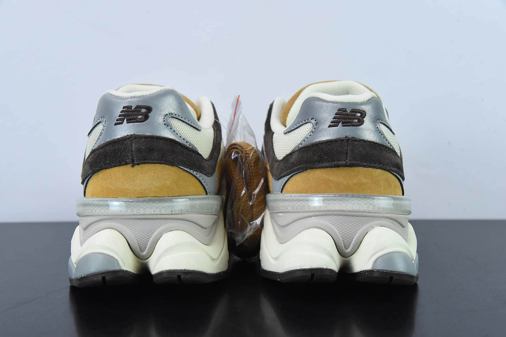 新百伦New Balance Joe Freshgoods x New Balance NB9060 联名款白黄复古休闲运动慢跑鞋纯原版本 货号:U9060WOR