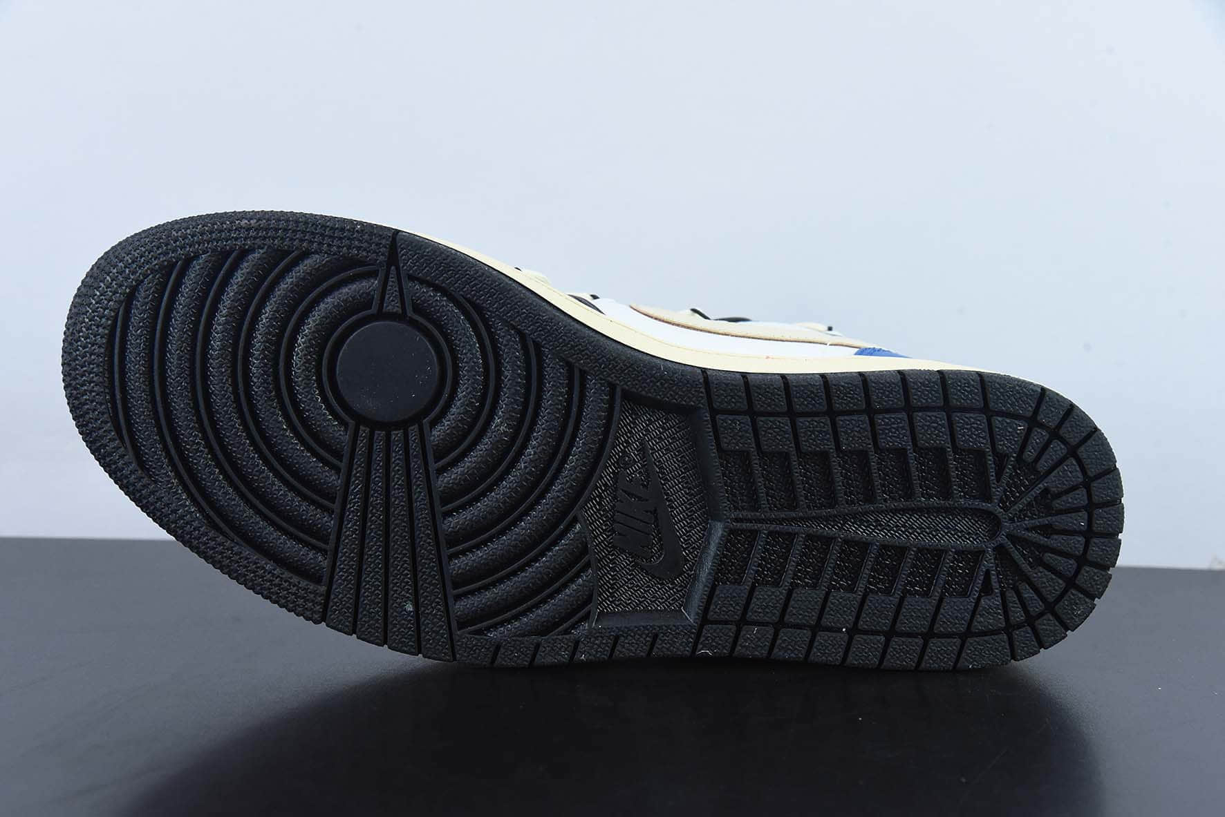 乔丹Air Jordan 1 Low 情人节闪电蓝脚趾定制配色低帮篮球鞋纯原版本 货号：553558-062