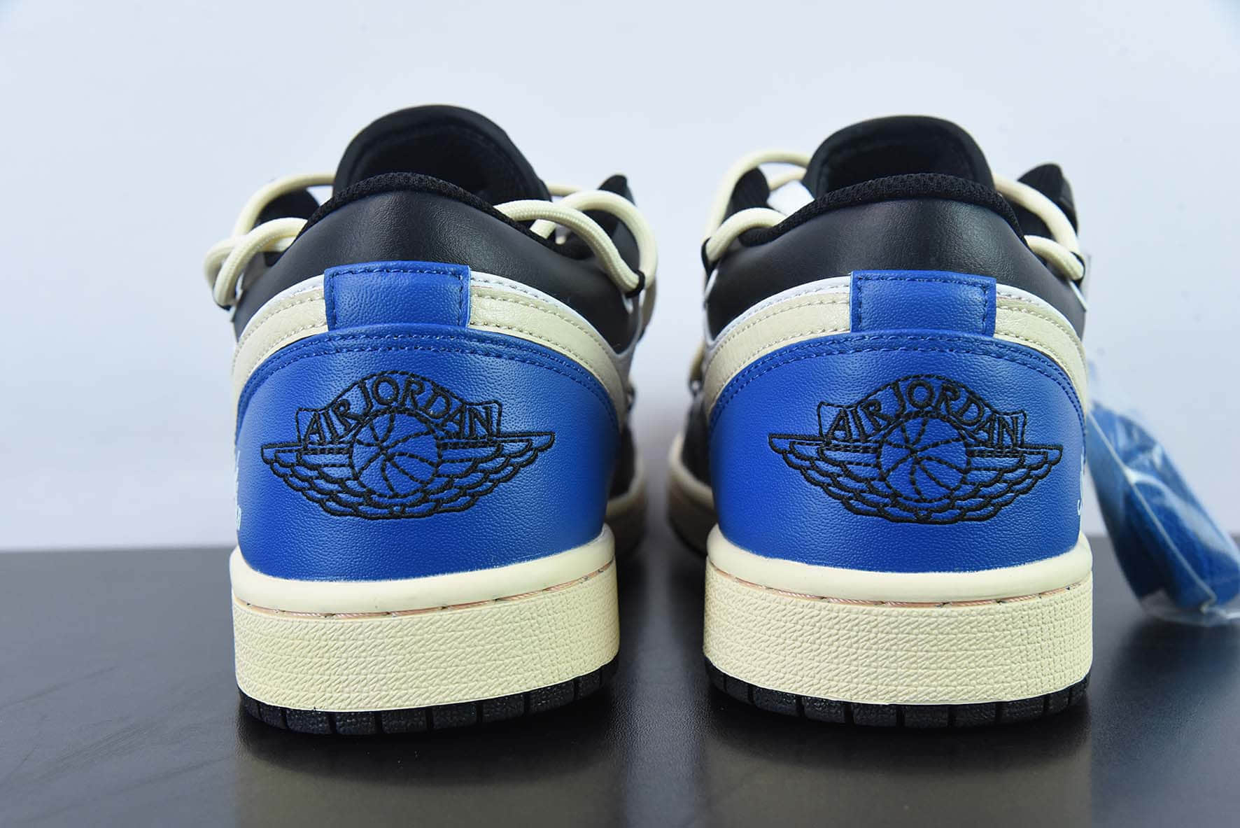乔丹Air Jordan 1 Low 情人节闪电蓝脚趾定制配色低帮篮球鞋纯原版本 货号：553558-062