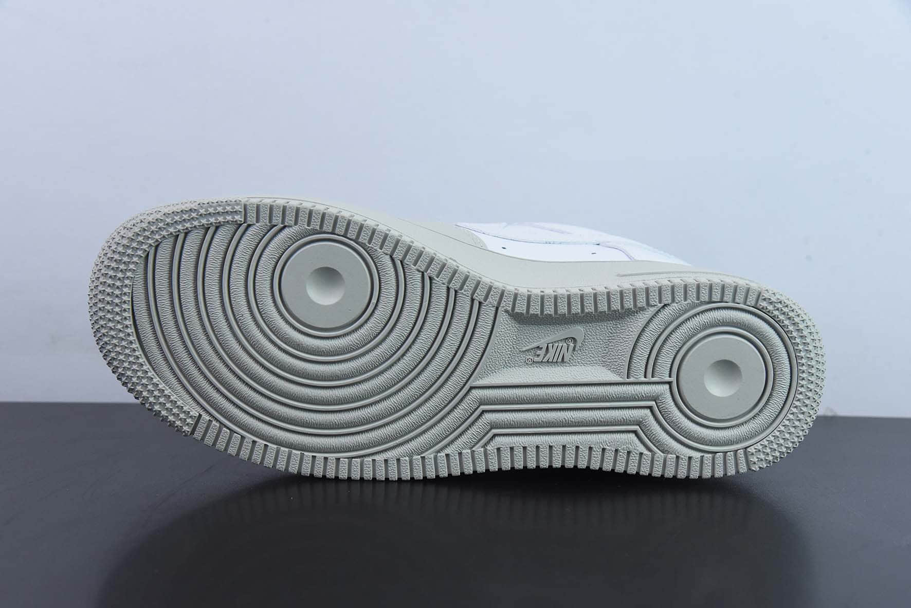 耐克Nike Air Force 1 '07 Low LV联名灰白棕蓝空军一号低帮运动休闲板鞋纯原版本 货号：BS8871-301