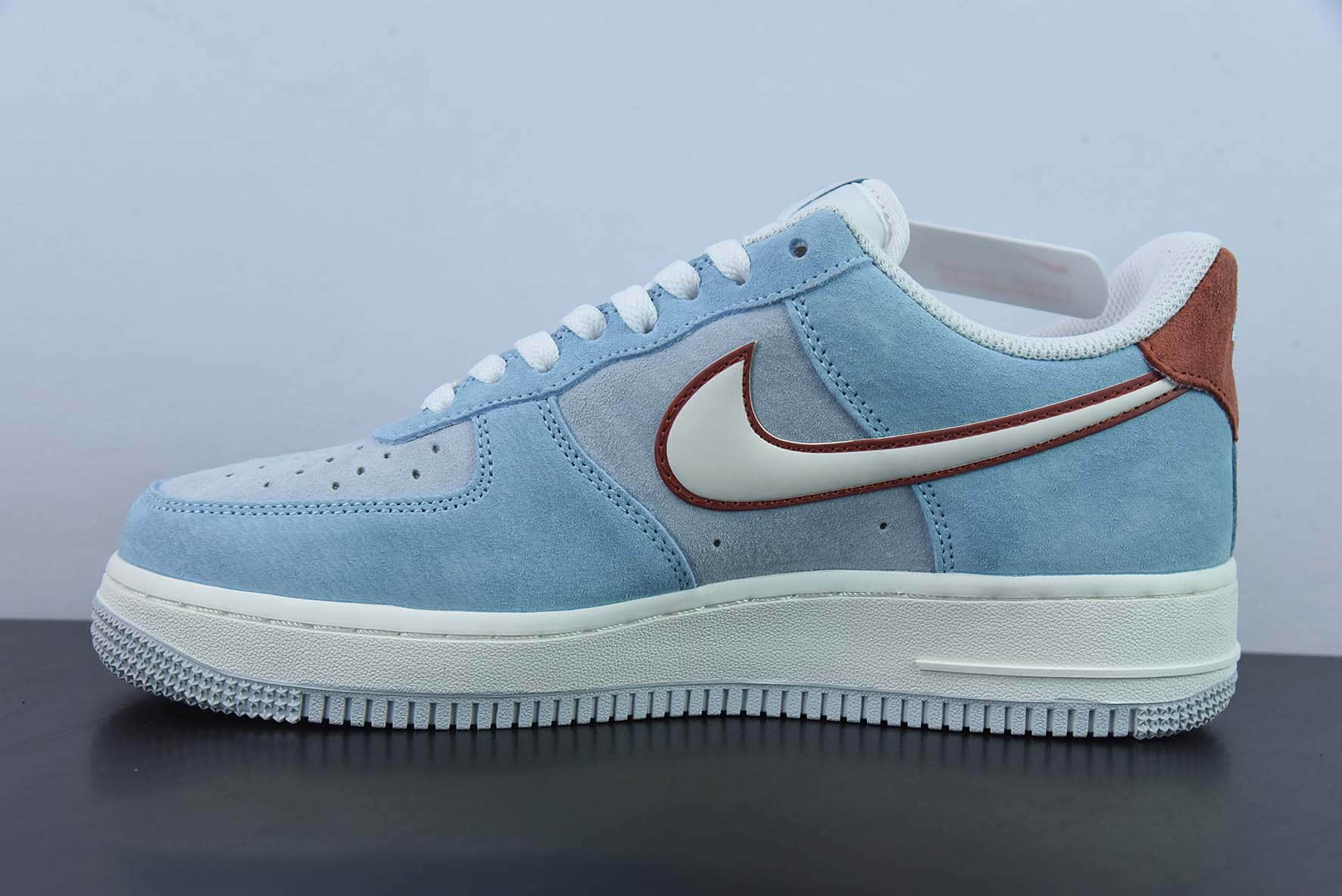 耐克Nike Air Force 1'07 Low 酒红灰蓝空军一号低帮休闲板鞋纯原版本 货号：LZ6699-521