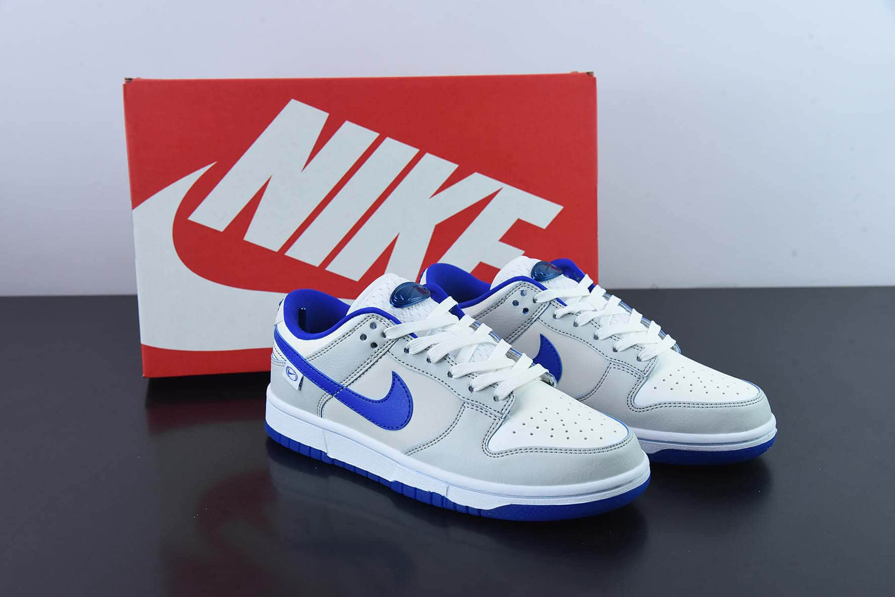 耐克Nike SB Dunk Low “WhiteBlue” 克莱因蓝SB低帮休闲滑板鞋纯原版本 货号:FB1841-110