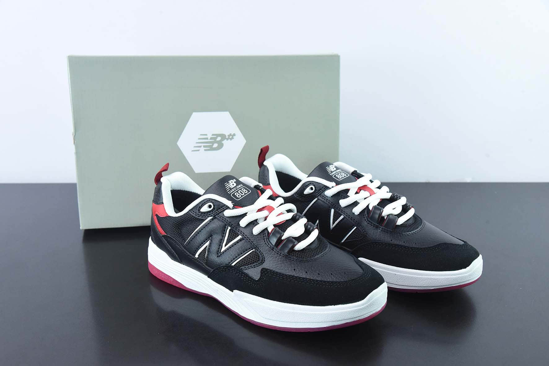 新百伦New Balance 808系列黑红复古休闲跑步鞋纯原版本 货号:NM808BRD