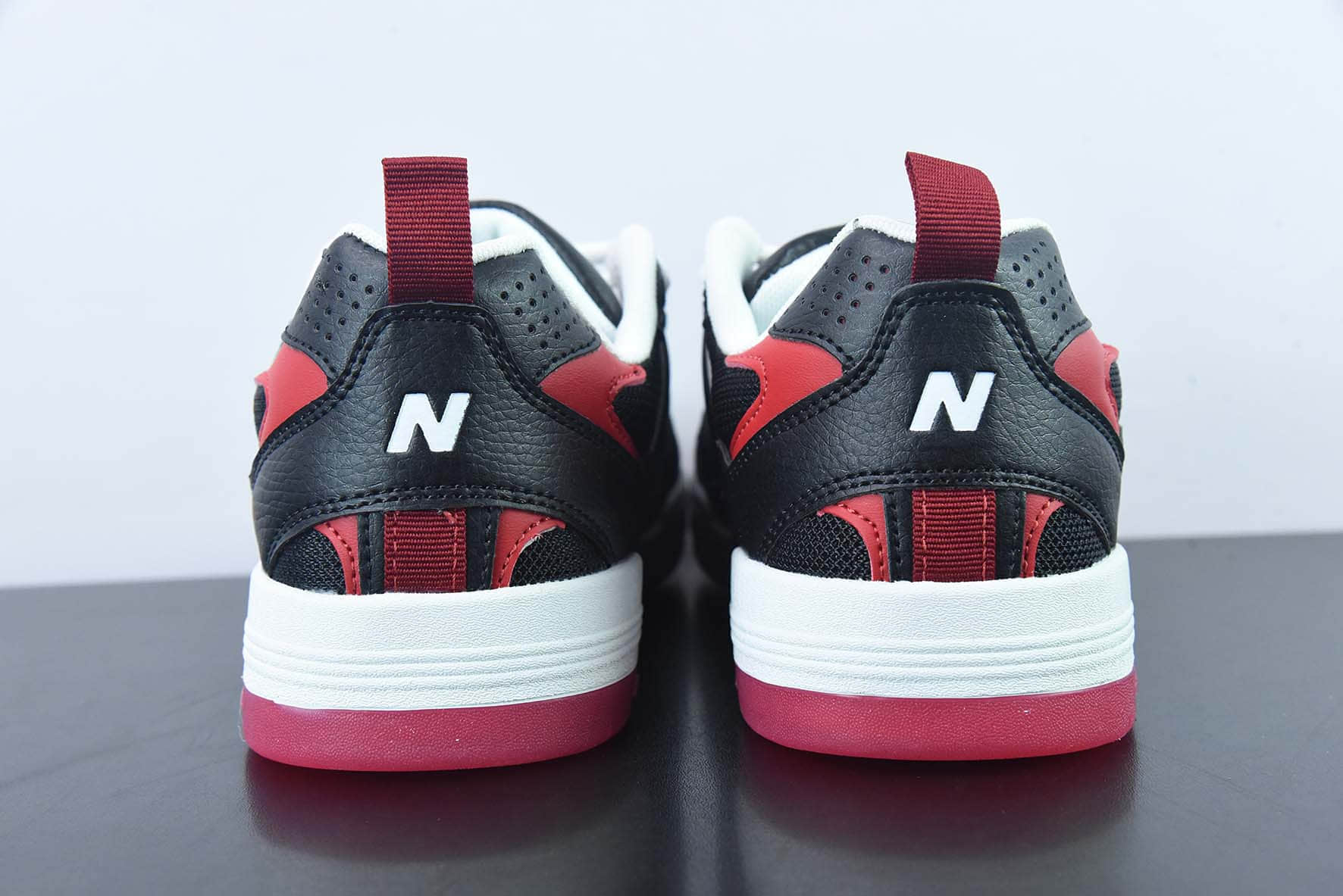 新百伦New Balance 808系列黑红复古休闲跑步鞋纯原版本 货号:NM808BRD