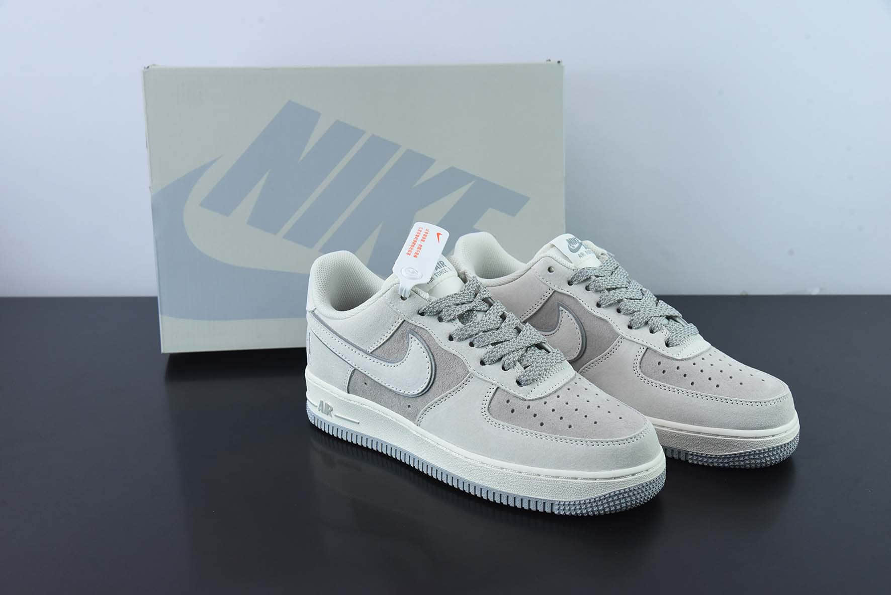 耐克Nike Basketbal Nike Air Force 1 Low '07 “Four Horsemen”PE 勒布朗詹姆斯限定款深灰麂皮空军一号低帮休闲板鞋纯原版本 货号:DZ3696-005