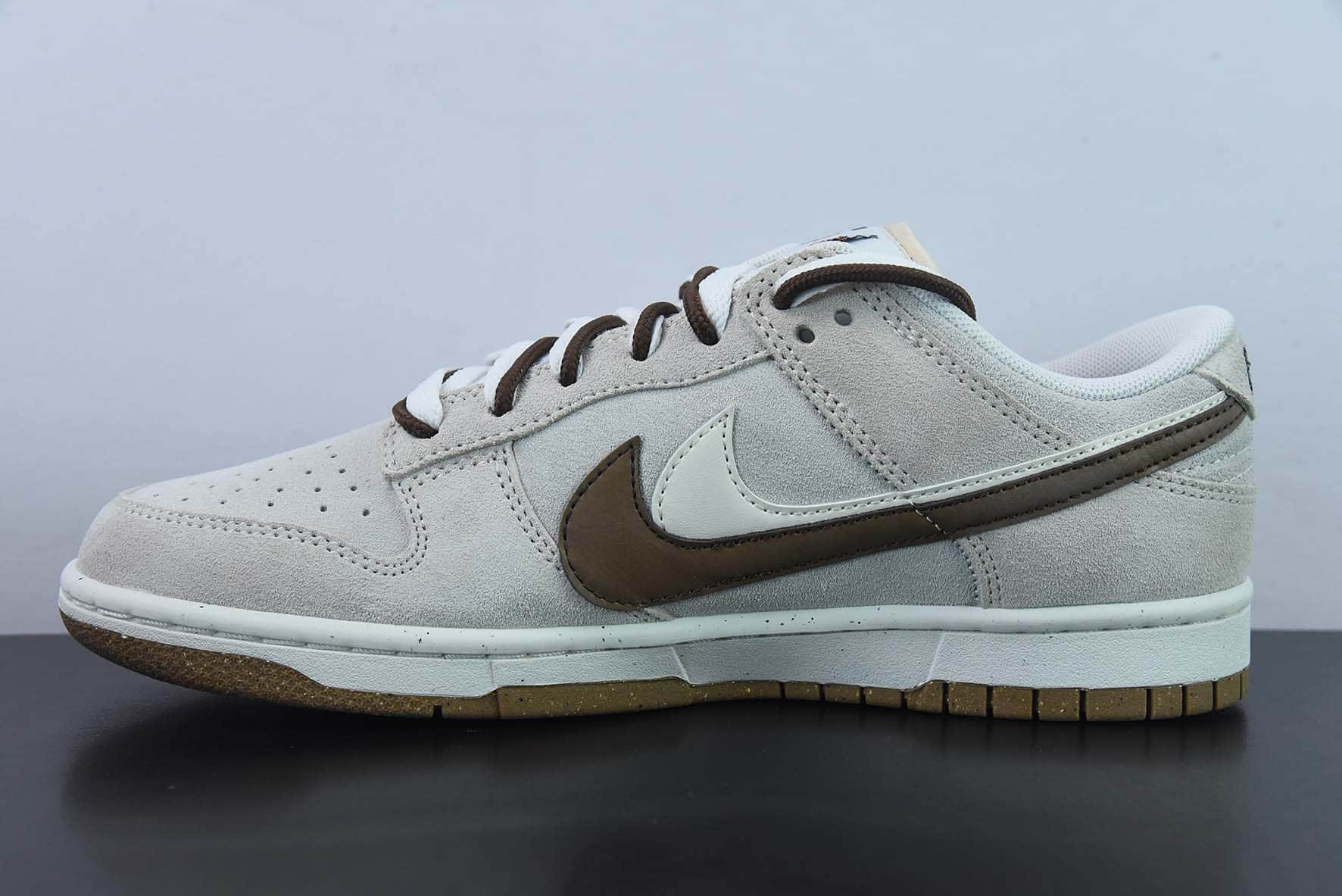 耐克Nike SB Zoom Dunk Low 白棕双钩SB系列经典百搭休闲运动板鞋纯原版本 货号：DO9457-108
