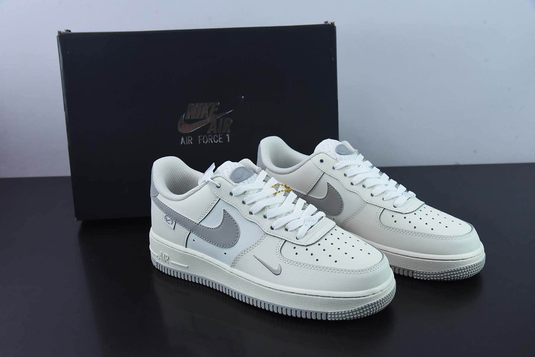 耐克Nike Air Force 1'07 Low “Silver snow” “银雪灰”空军一号低帮休闲板鞋纯原版本 货号:FB1839-333