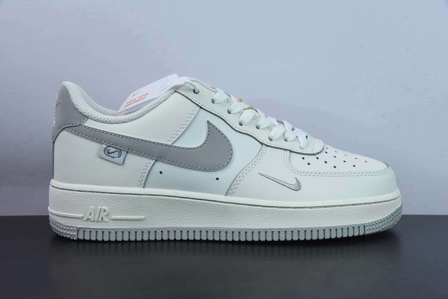 耐克Nike Air Force 1'07 Low “Silver snow” “银雪灰”空军一号低帮休闲板鞋纯原版本 货号:FB1839-333