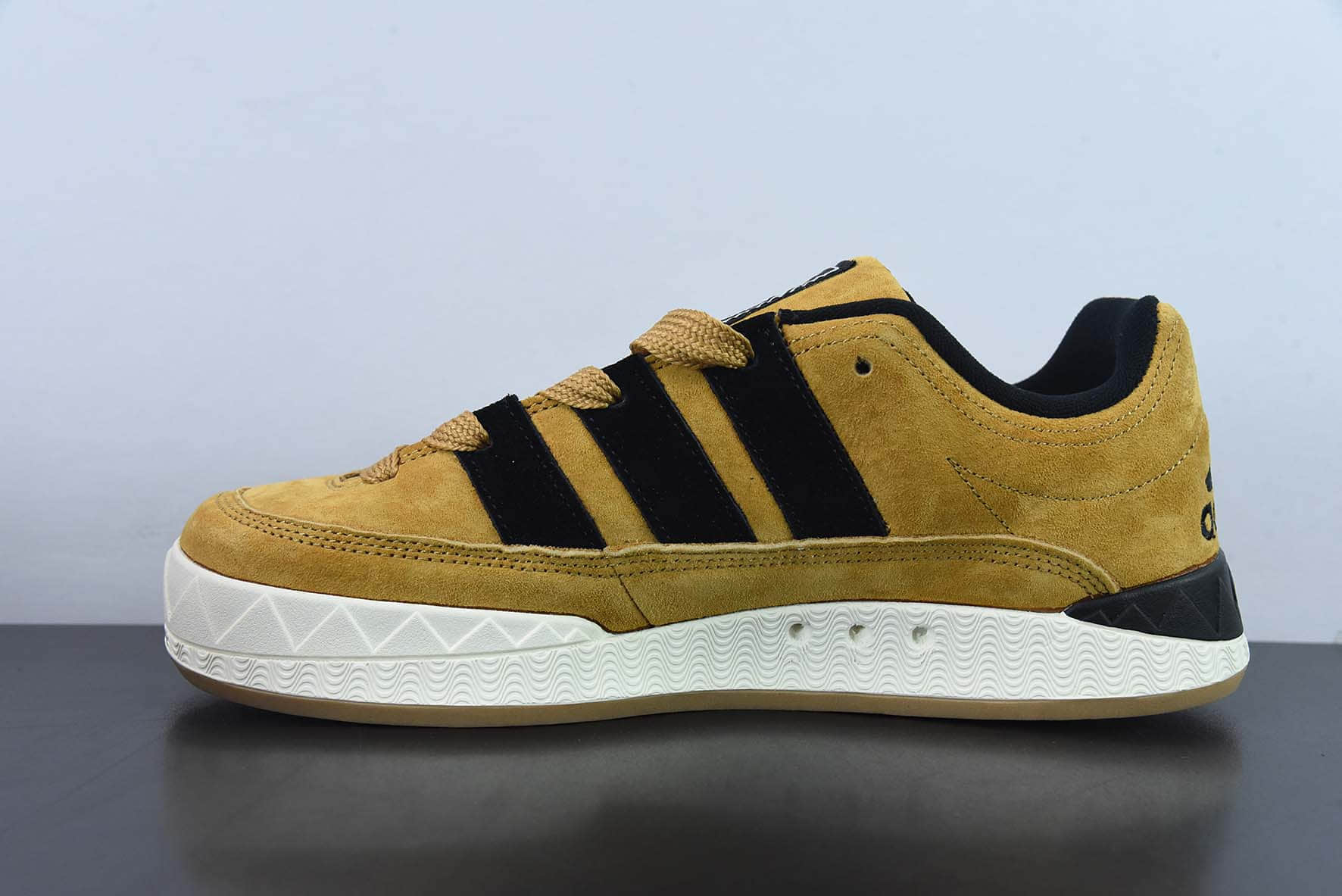 阿迪达斯Adidas JZCFF AD Adimatic Low马蒂奇系列棕黄黑低帮复古鲨鱼面包鞋运动休闲滑板板鞋纯原版本 货号:HQ3935