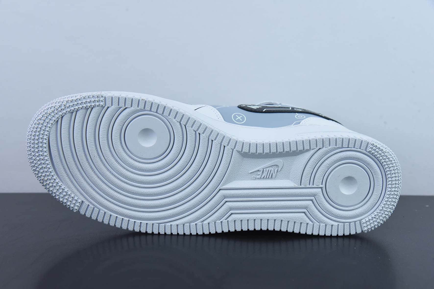 耐克Nike Air Force 1 MID’07 电玩主题黑白灰空军一号中帮休闲板鞋纯原版本 货号:CW2288-115