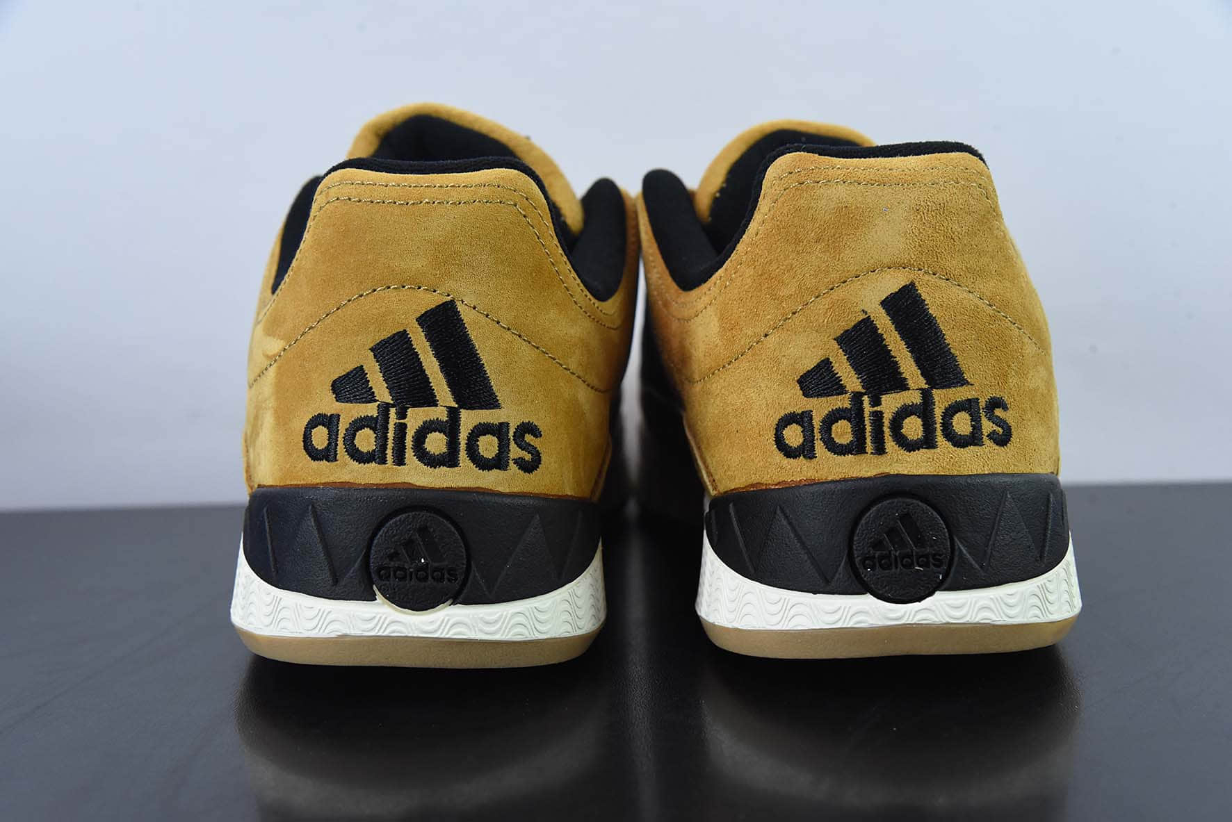 阿迪达斯Adidas JZCFF AD Adimatic Low马蒂奇系列棕黄黑低帮复古鲨鱼面包鞋运动休闲滑板板鞋纯原版本 货号:HQ3935