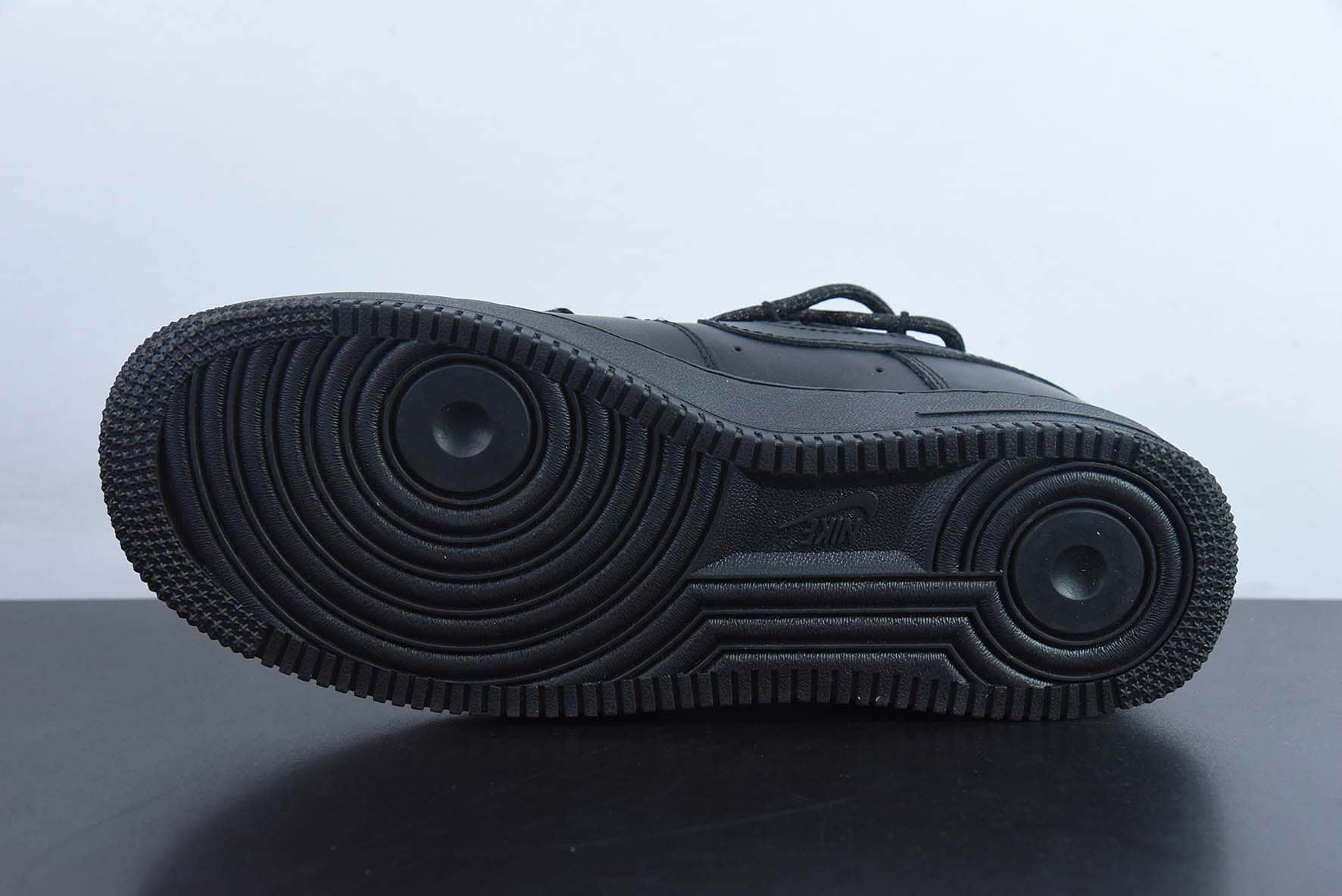 耐克Nike By You Air Force 1'07 Low Retro SP“全黑武士绑绳”空军一号低帮休闲板鞋纯原版本 货号:CV1724-001