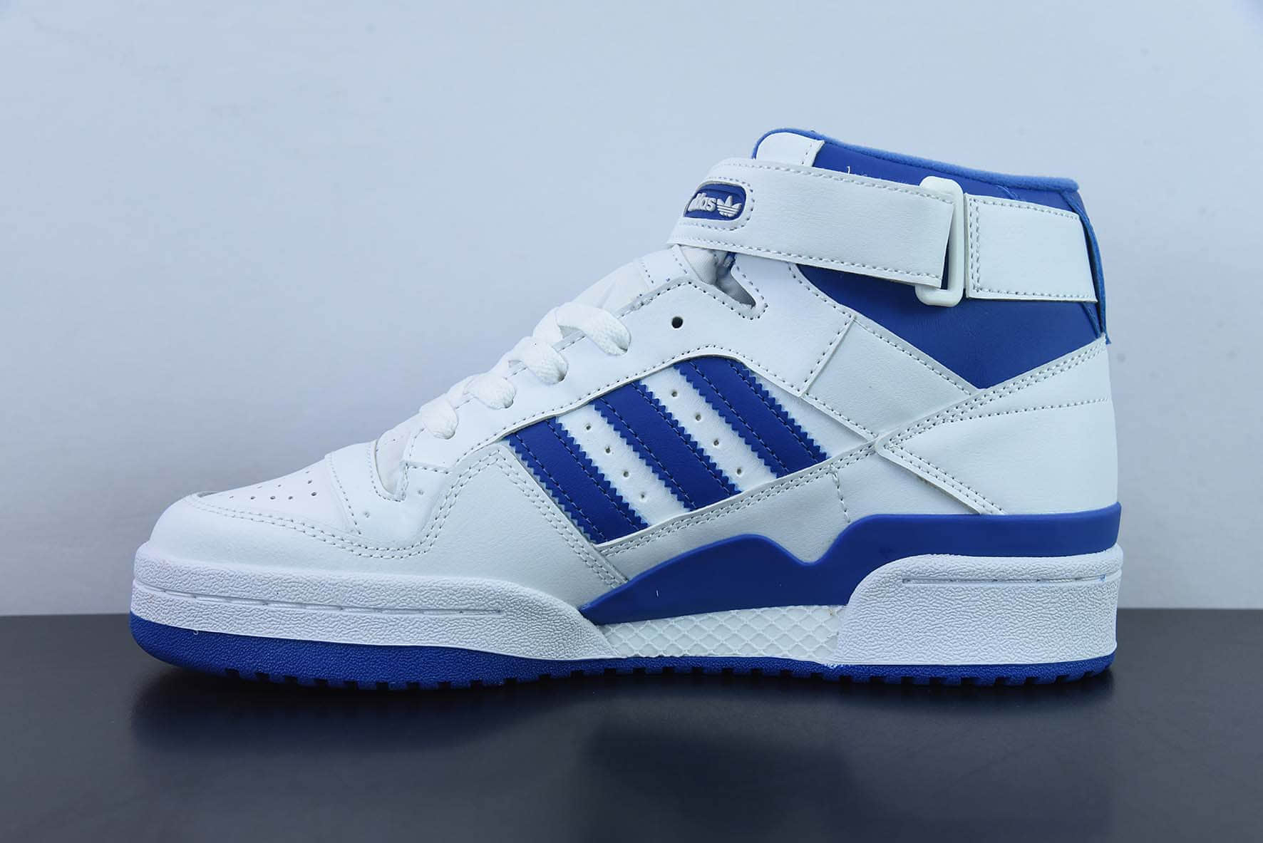 阿迪达斯Adidas Ad Forum 84 High Blue Thread 白宝蓝色人气单品经典复古高帮篮球鞋纯原版本 货号：FY4976