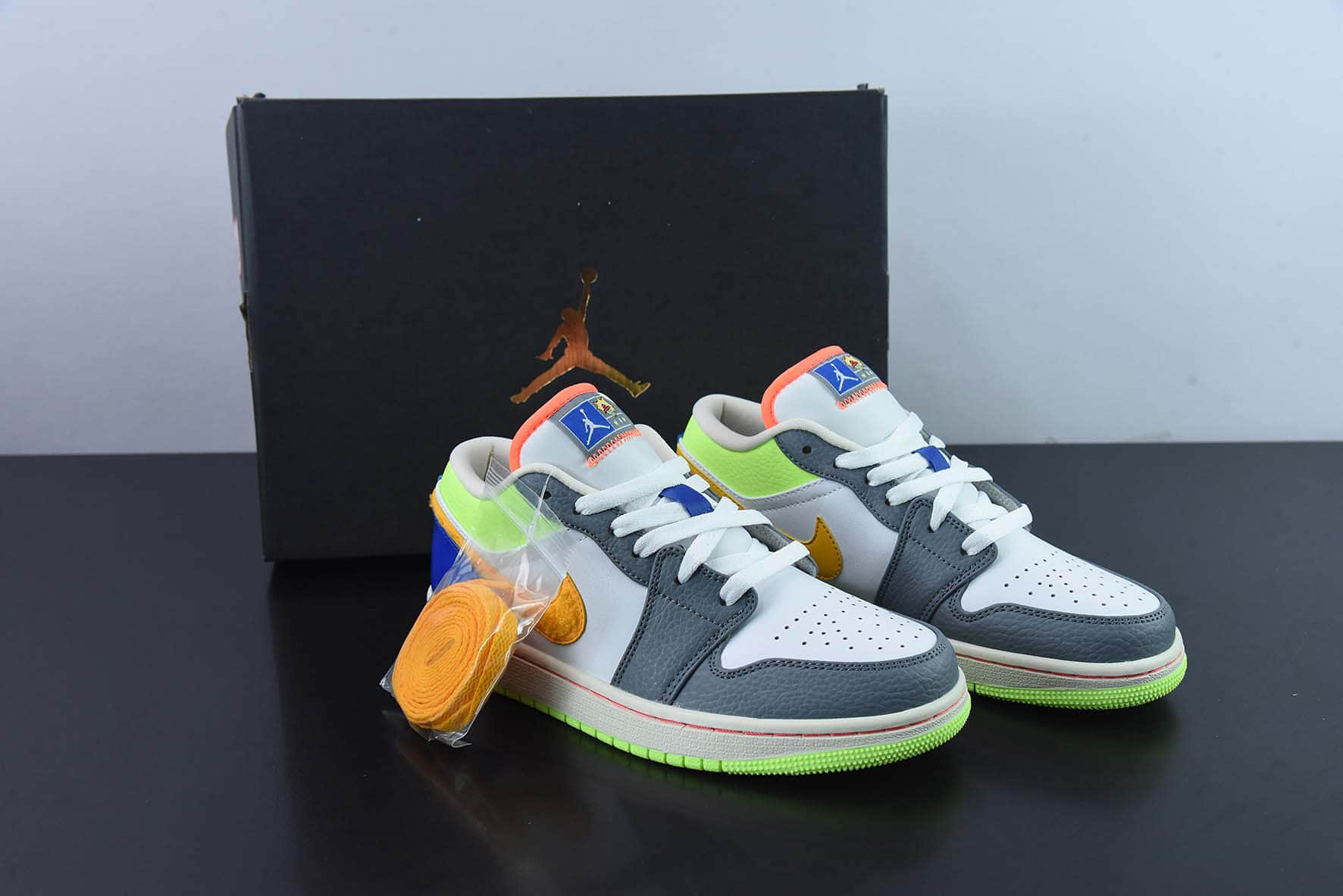 乔丹Air Jordan 1 Low AJ1 乔1漆皮白灰黄蓝拼色复古文化休闲运动板鞋纯原版本 货号：FB1835-181