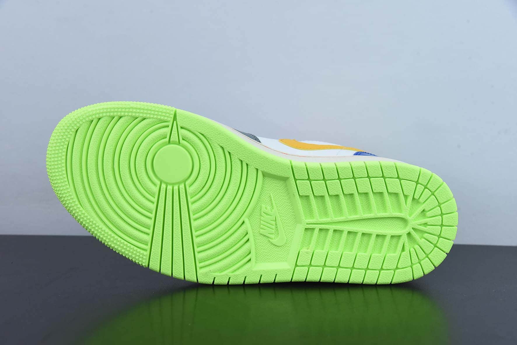 乔丹Air Jordan 1 Low AJ1 乔1漆皮白灰黄蓝拼色复古文化休闲运动板鞋纯原版本 货号：FB1835-181