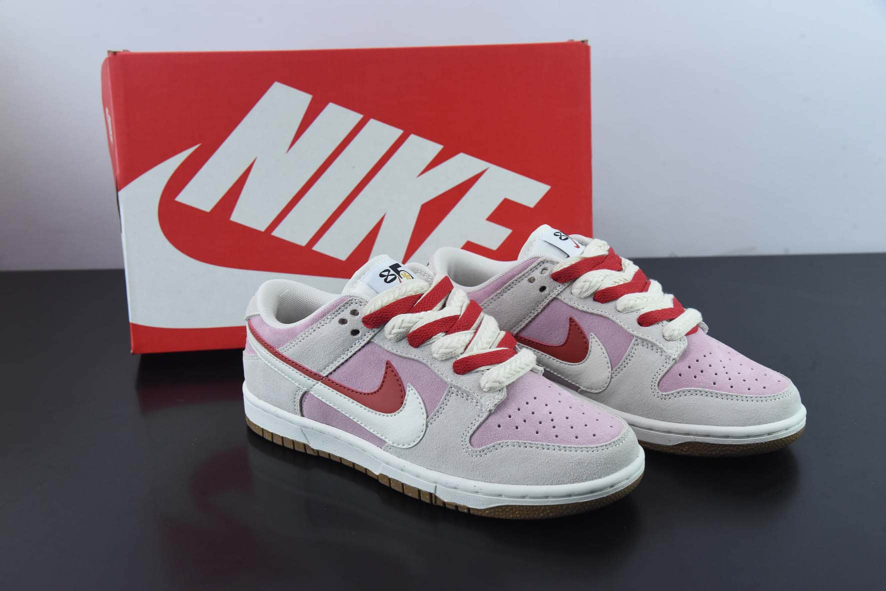 耐克Nike Dunk Low SE “85” 红白双钩SB低帮休闲滑板鞋纯原版本 货号:DO9457-100