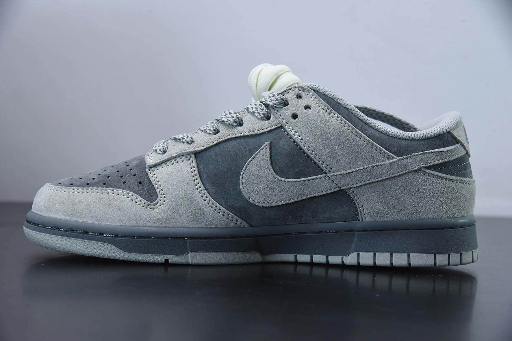 耐克Nike Otomo Katsuhiro x Nk SB Dunk Low Steamboy OST 创意定制联乘大友克洋联名灰满天星SB低帮运动休闲板鞋纯原版本 货号：DD3699-003