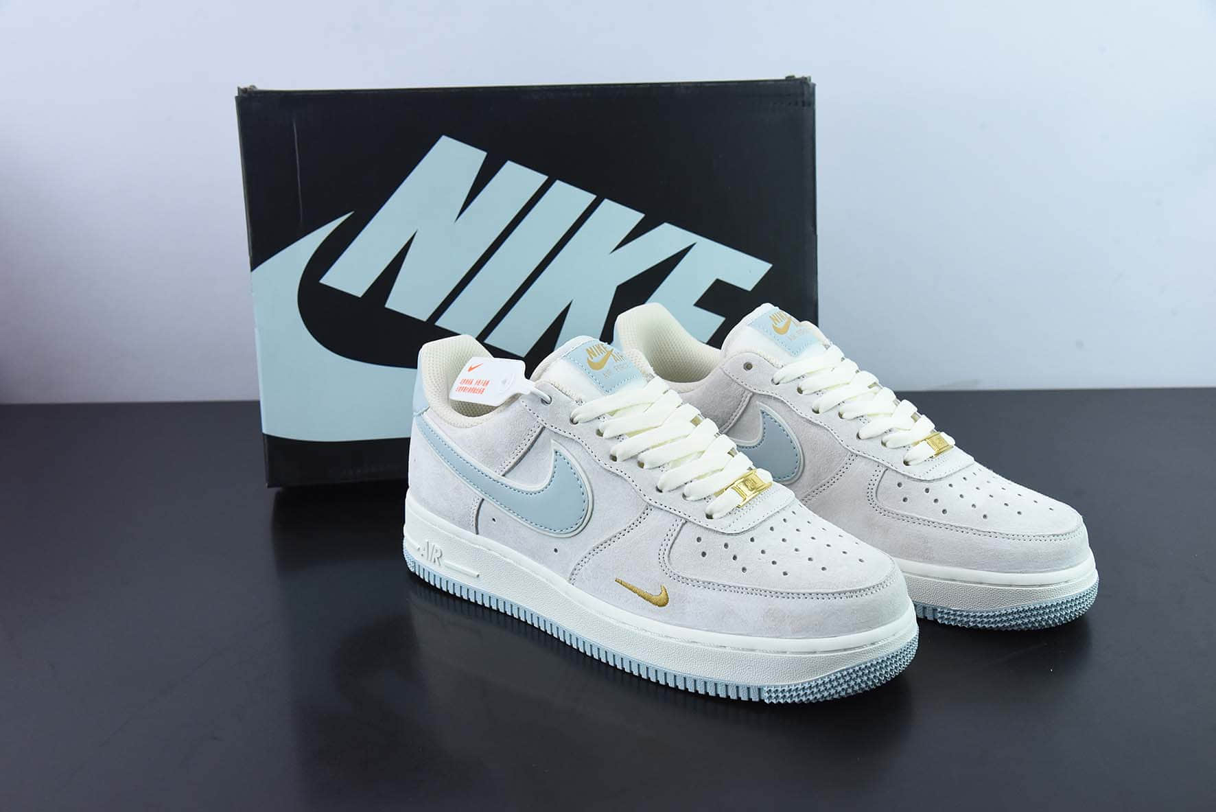 耐克Nike Air Force 1 Low ’07 麂皮浅灰淡蓝金迷你双钩子空军一号低帮休闲板鞋纯原版本 货号:KK5636-510
