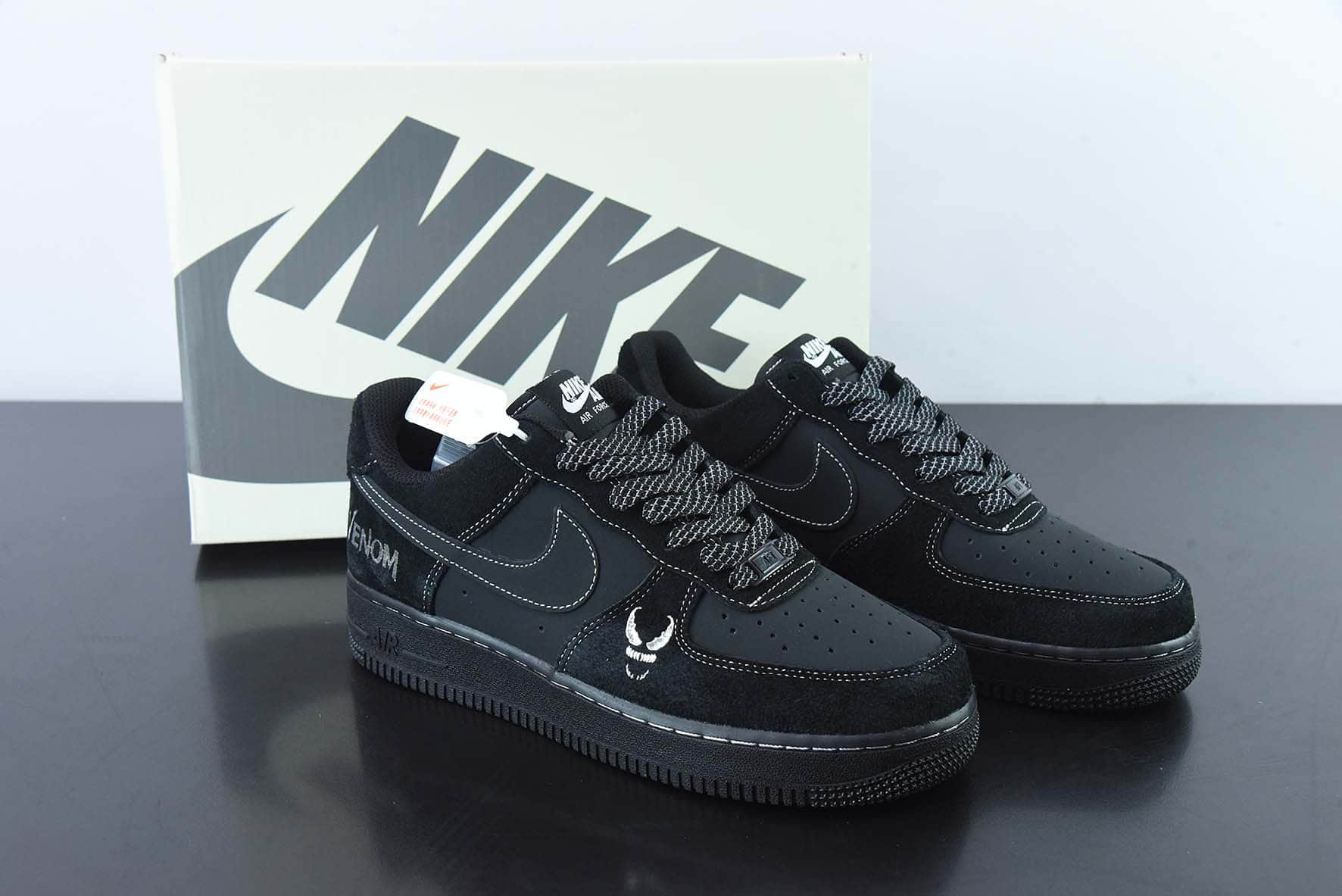 耐克NIke Air Force 1 '07 Low “黑武士毒液--漫威联名”空军一号低帮休闲板鞋纯原版本 货号：BS5085-204