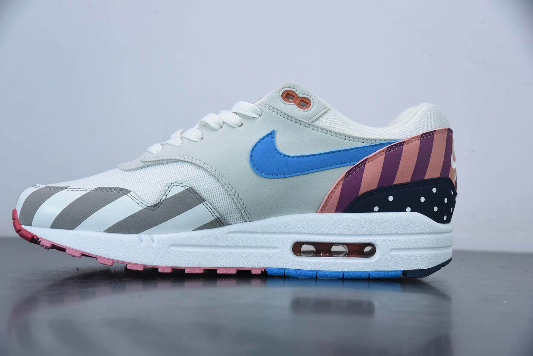 耐克Nike Piet Parra x Nike Air Max 1 White Multi彩虹游乐园复古气垫百搭慢跑鞋纯原版本 货号:AT3057-100