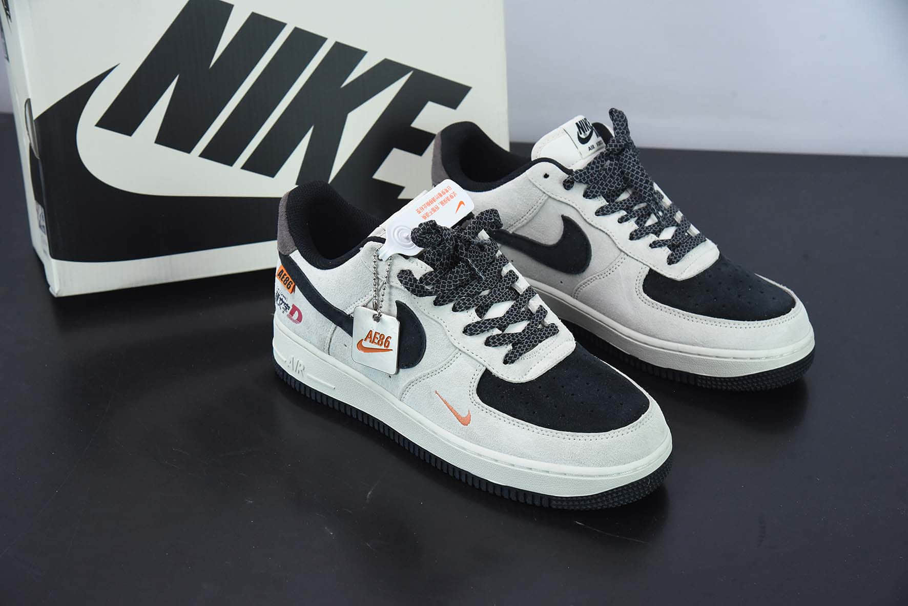 耐克Nike Air Force 1'07 Low 头文字D联名款麂皮黑灰空军一号低帮休闲板鞋纯原版本 货号:BS9055-801