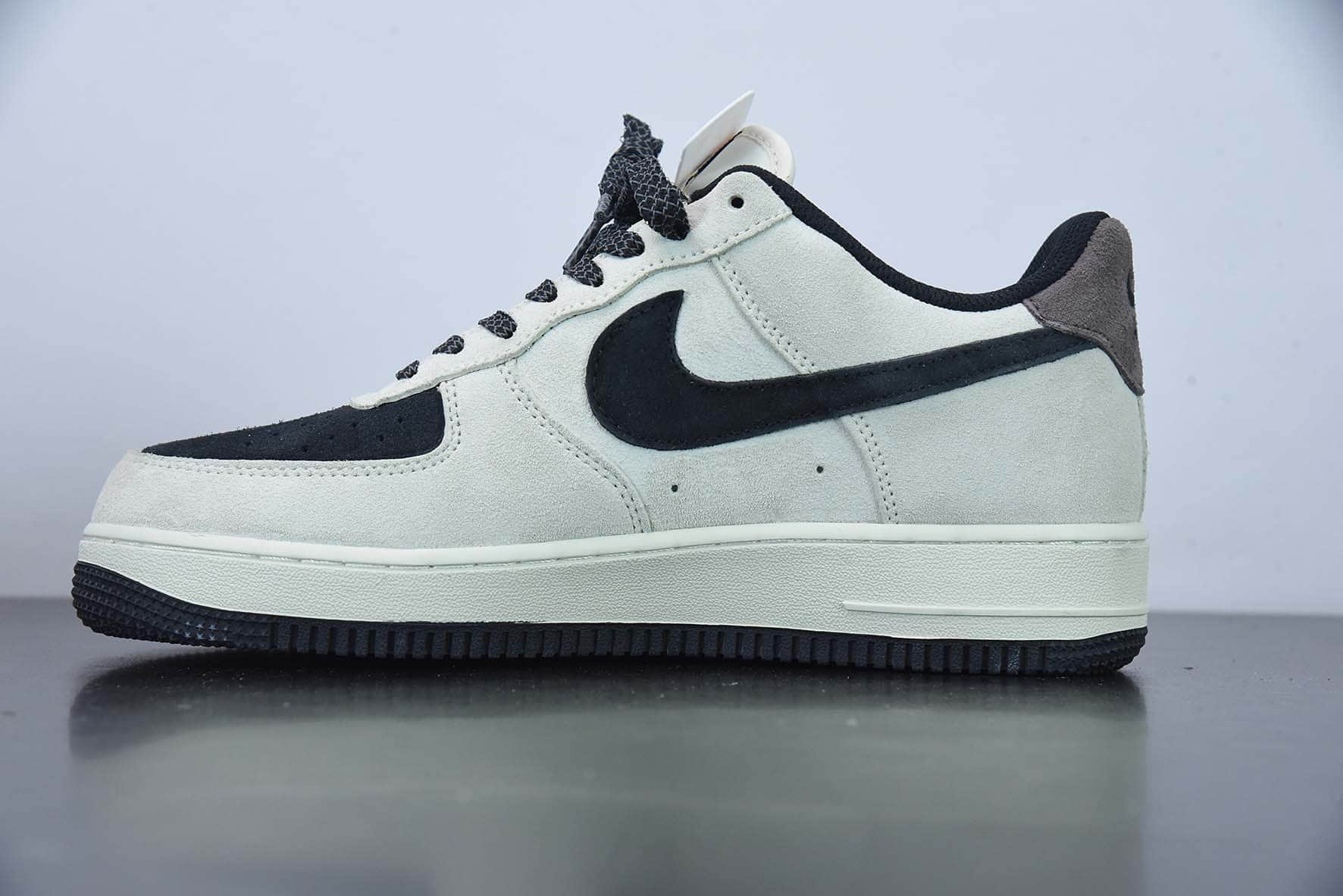 耐克Nike Air Force 1'07 Low 头文字D联名款麂皮黑灰空军一号低帮休闲板鞋纯原版本 货号:BS9055-801