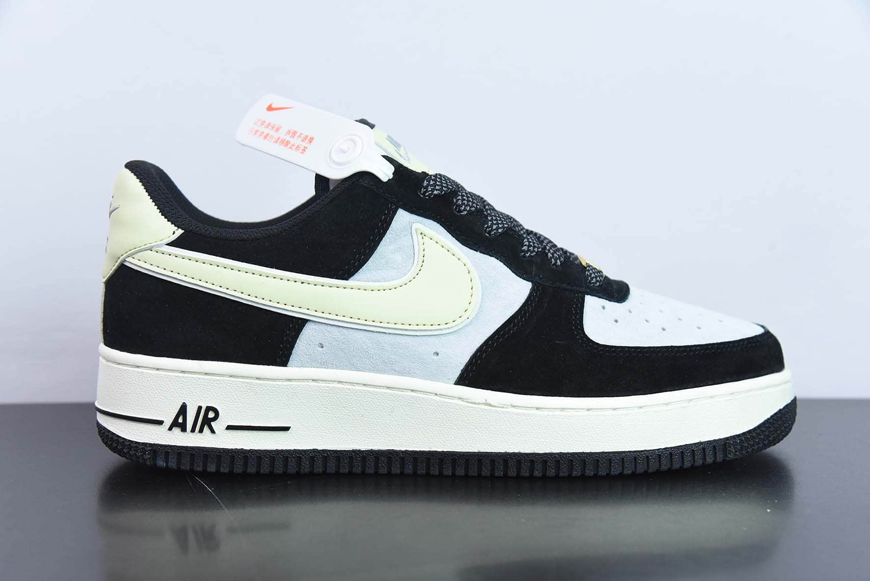 耐克NIke Air Force 1 '07 Low黑灰麂皮奶油空军一号低帮休闲板鞋纯原版本 货号：DE0023-806 
