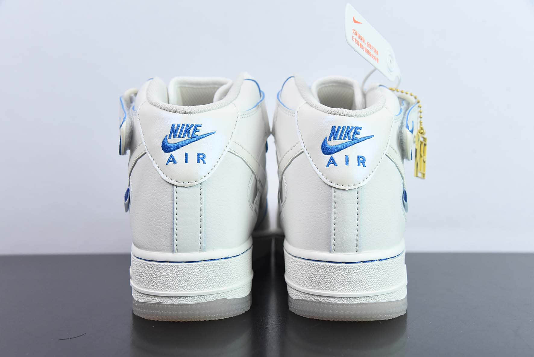 耐克Nike Air Force 1'07 MI'd “Pearl white” “珍珠白” 空军一号中帮休闲板鞋纯原版本 货号：FB1869-055