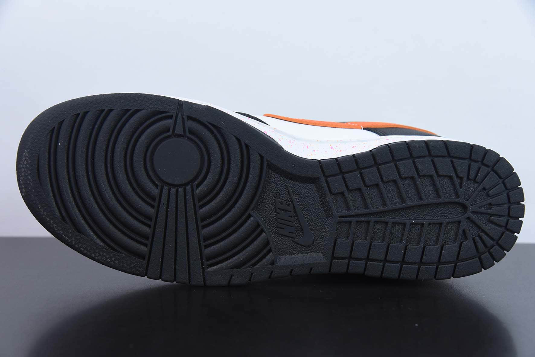 耐克Nike Dunk Low Multi-Color Swoosh 三色彩勾低帮休闲板鞋纯原版本 货号:FD4623-131