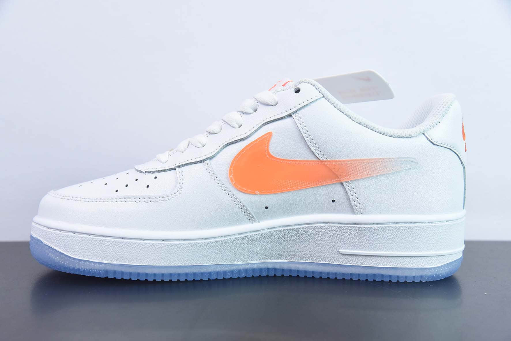 耐克Nike By You Air Force 1'07 Low Retro SP 皮革白橙渐变钩子空军一号低帮休闲板鞋纯原版本 货号： CO3363-362
