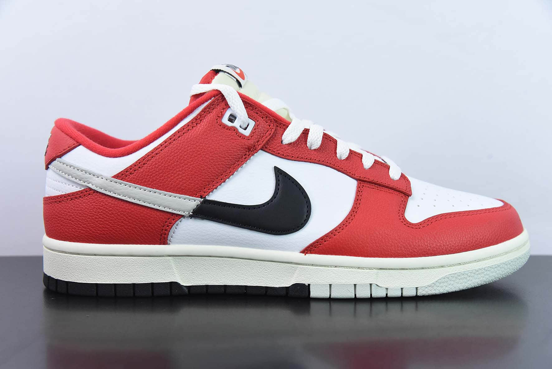 耐克Nike Dunk Low Pink Black 白红芝加哥2.0 低帮运动休闲板鞋纯原版本 货号：DZ2536-600