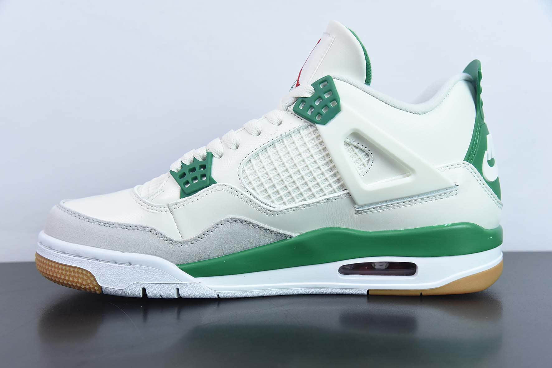 乔丹Air Jordan Nike SB x Air Jordan 4 AJ4 Pine Green白绿绿松石SB联名男子文化篮球鞋纯原版本 货号：DR5415-103