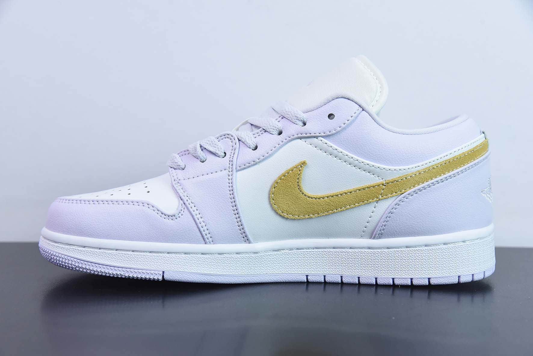乔丹Air Jordan AJ1 Low白紫芋泥低帮篮球鞋纯原版本 货号：DC0774-501 