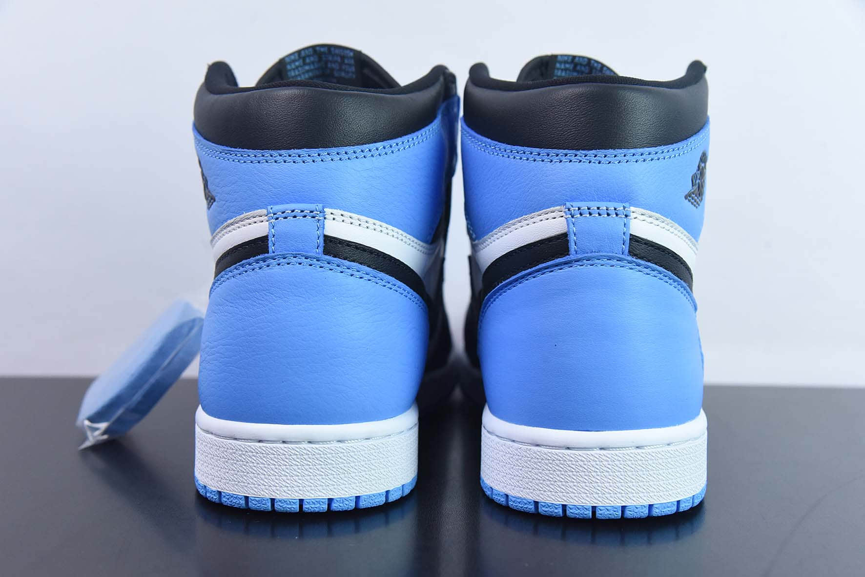 乔丹Air Jordan 1 High OG UNC Toe AJ1黑蓝脚趾高帮篮球鞋纯原版本 货号：DZ5485-400