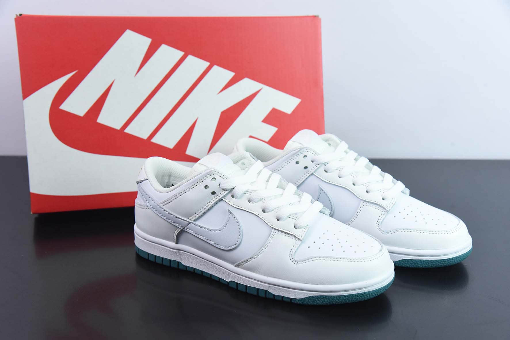 耐克Nike SB Dunk Low 白绿薄荷 SB低帮运动休闲板鞋纯原版本 货号:FD9911-101