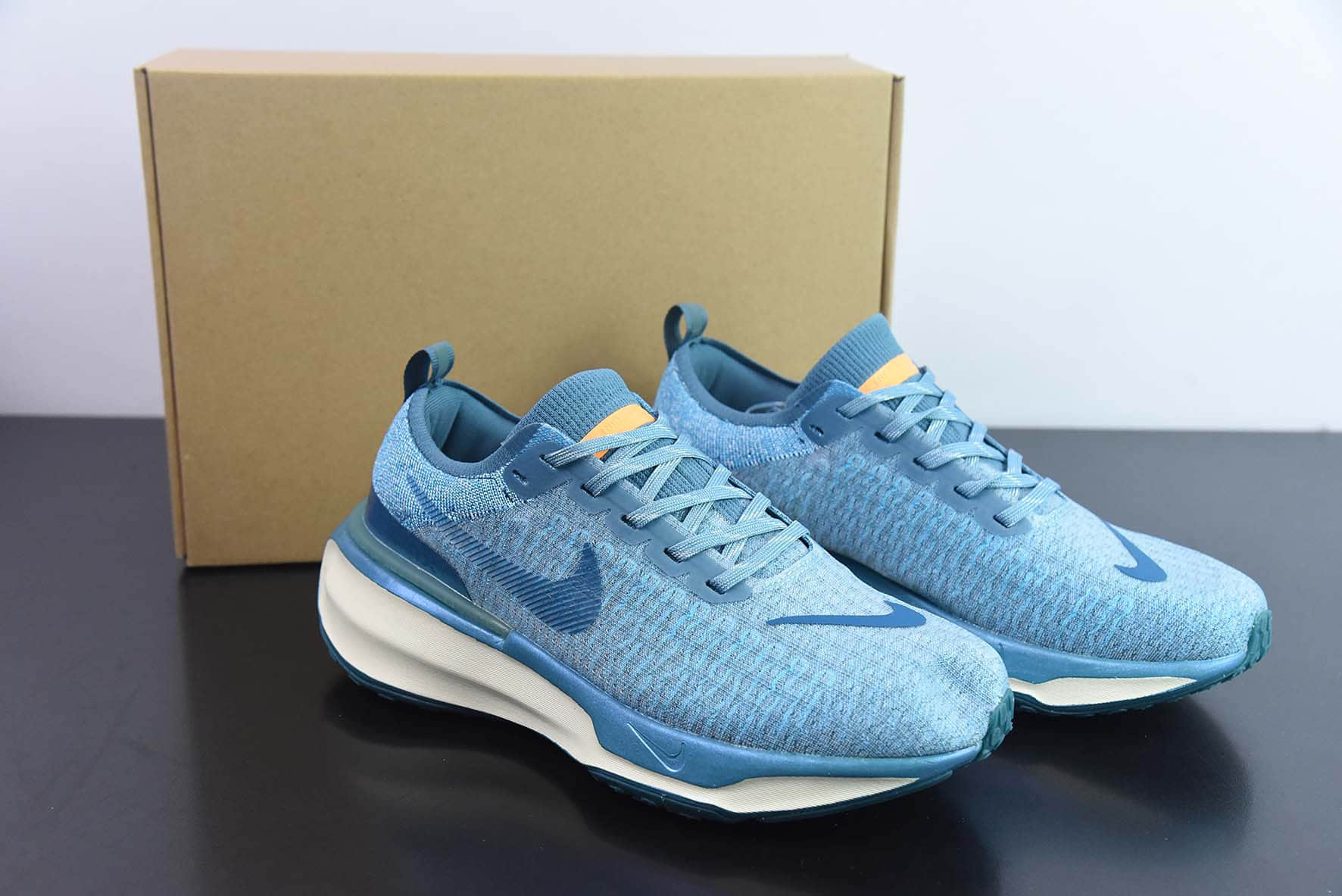 耐克Nike ZoomXInvincibleRunFlyknit3Peacock BlueOrange不可战胜3代系列针织孔雀蓝橙轻量飞织低帮休闲运动慢跑鞋纯原版本 货号:DR2615-401