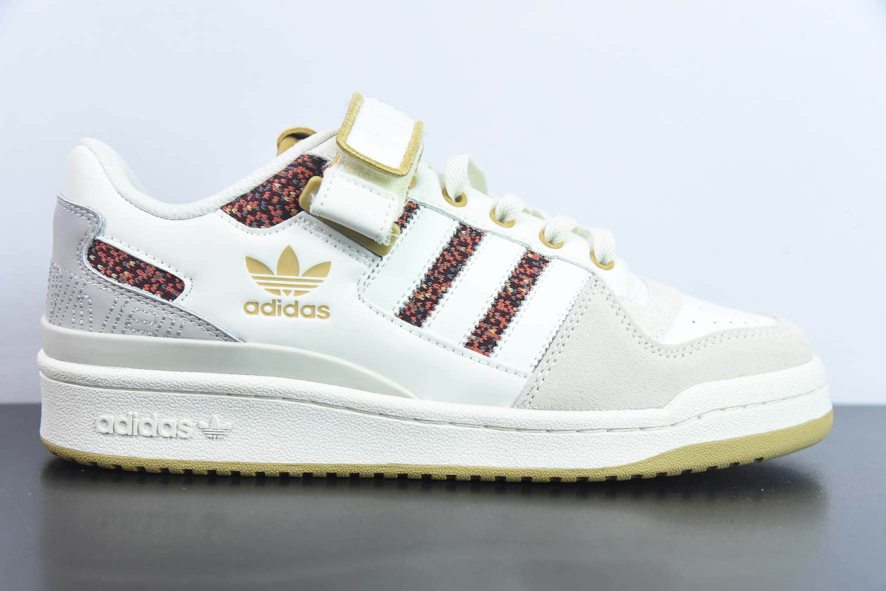 阿迪达斯Adidas Originals Forum 84 ADV Low 罗马系列米白浅灰红魔术贴低帮复古系带百搭休闲运动板鞋纯原版本 货号:HQ4604