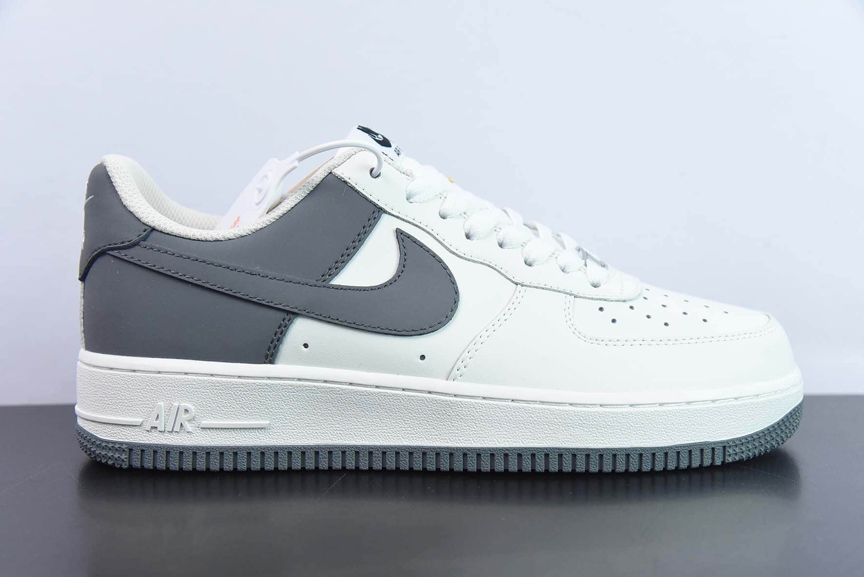 耐克Nike Air Force 1 Low '07 “奶奶灰”灰白拼接空军一号低帮休闲板鞋纯原版本 货号：DB3301-022 