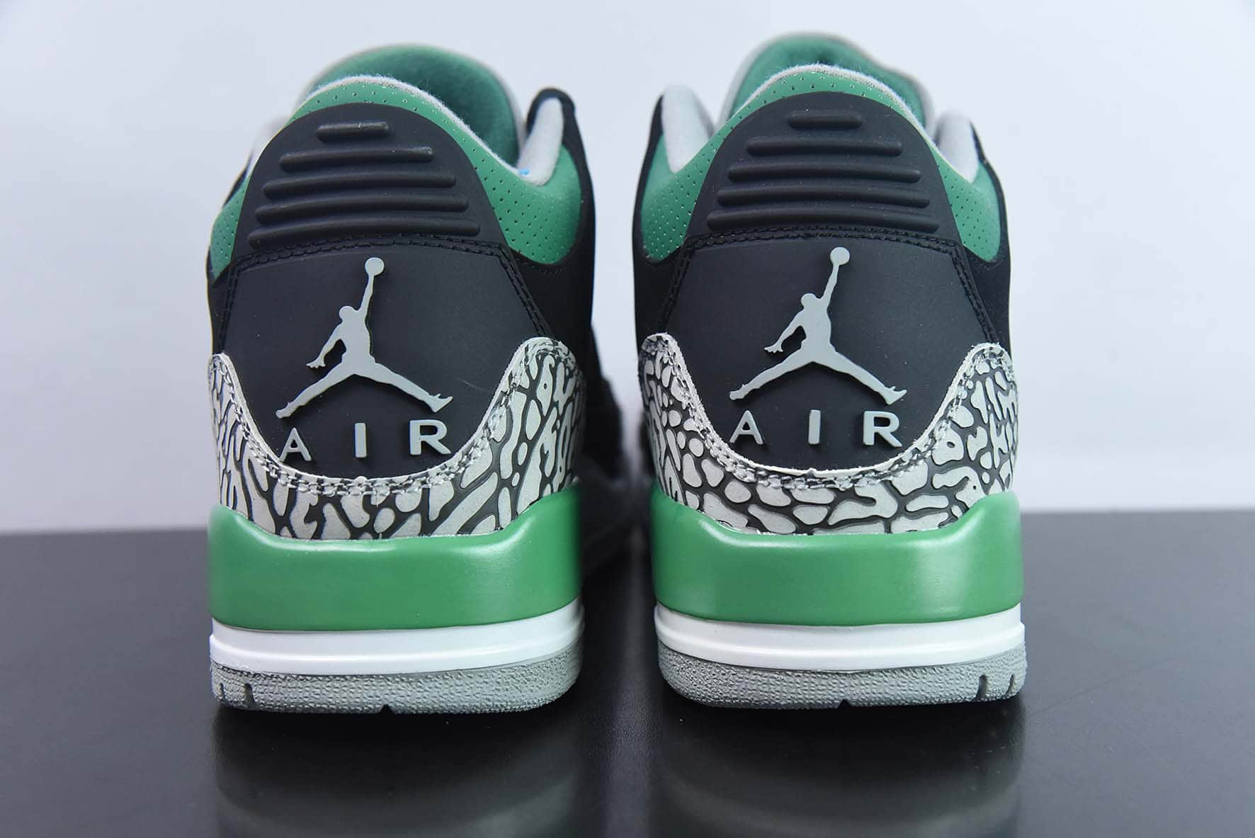 乔丹Air Jordan 3 RetroPine GreenAJ3松绿黑爆裂纹中帮复古休闲运动文化篮球鞋纯原版本 货号：CT8532-030