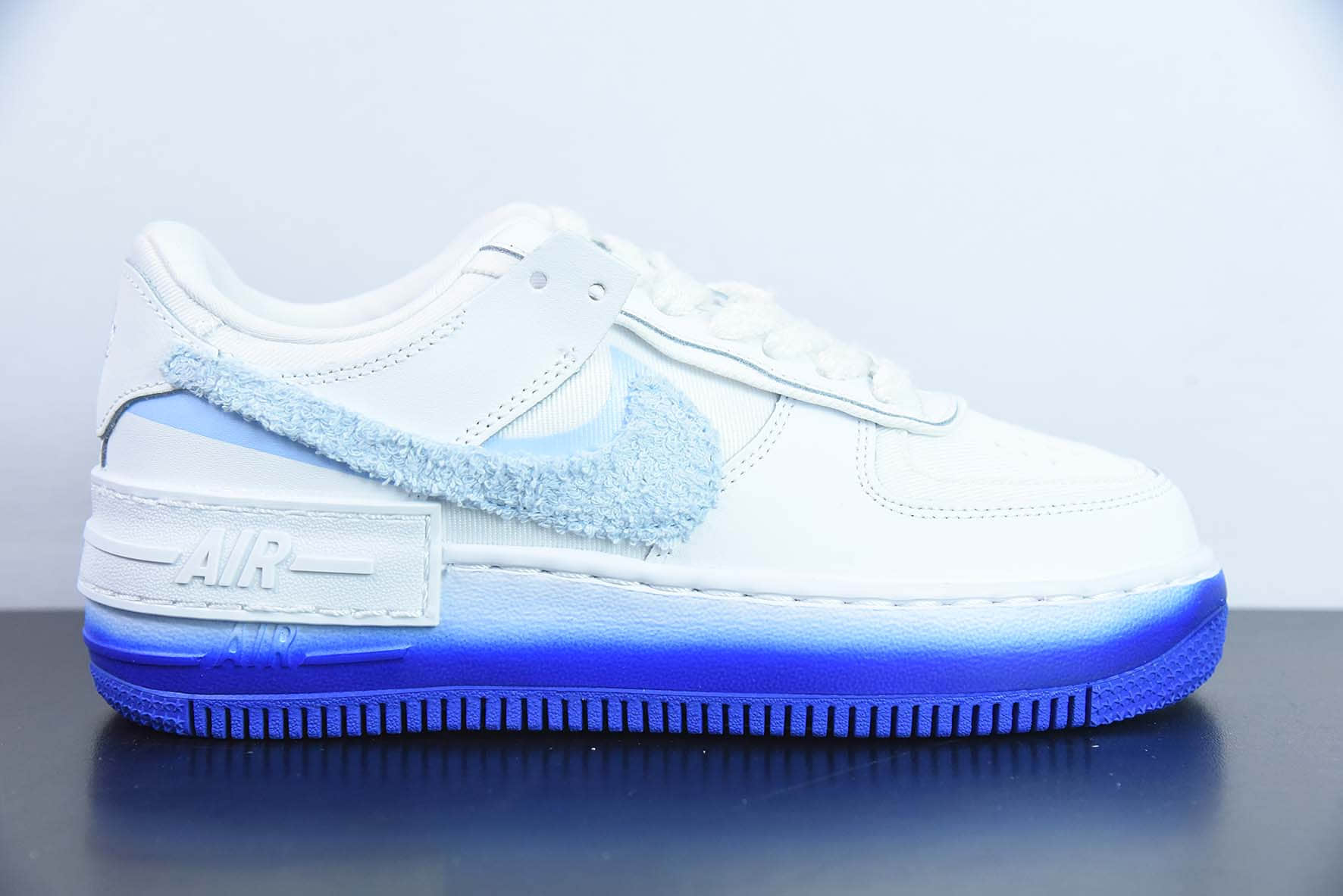 耐克Nike WMNS Air Force 1 ShadowPastel白蓝毛巾勾空军一号轻量增高低帮百搭板鞋纯原版本 货号:FJ4567-100