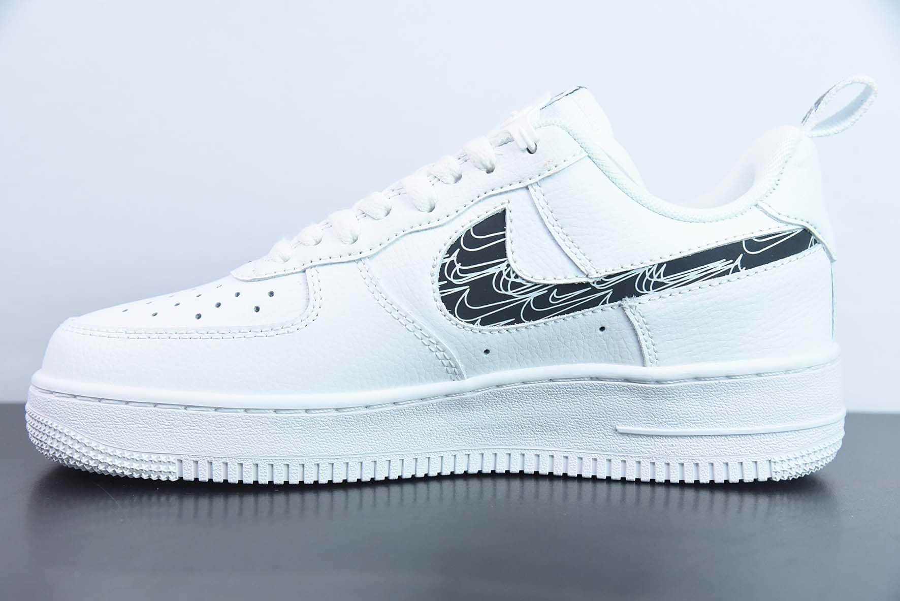 耐克Nike Air Force 1 Low 反光白黑空军一号低帮运动休闲板鞋纯原版本 货号：FB8971-200