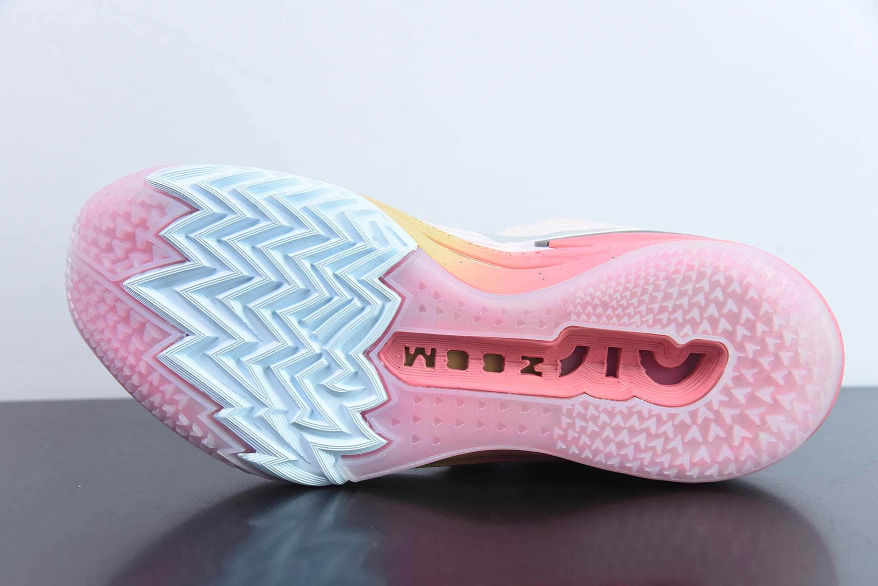 耐克Nike Air Zoom G.T.Cut 2 EP 耐克GT2.0白粉实战系列篮球鞋纯原版本 货号:DJ6013-602