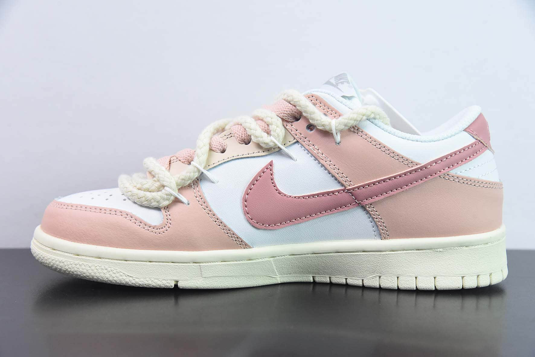 耐克Nike SB Dunk Low 解构抽绳白粉色涂鸦印花低帮SB休闲滑板鞋纯原版本 货号:DD1503-121