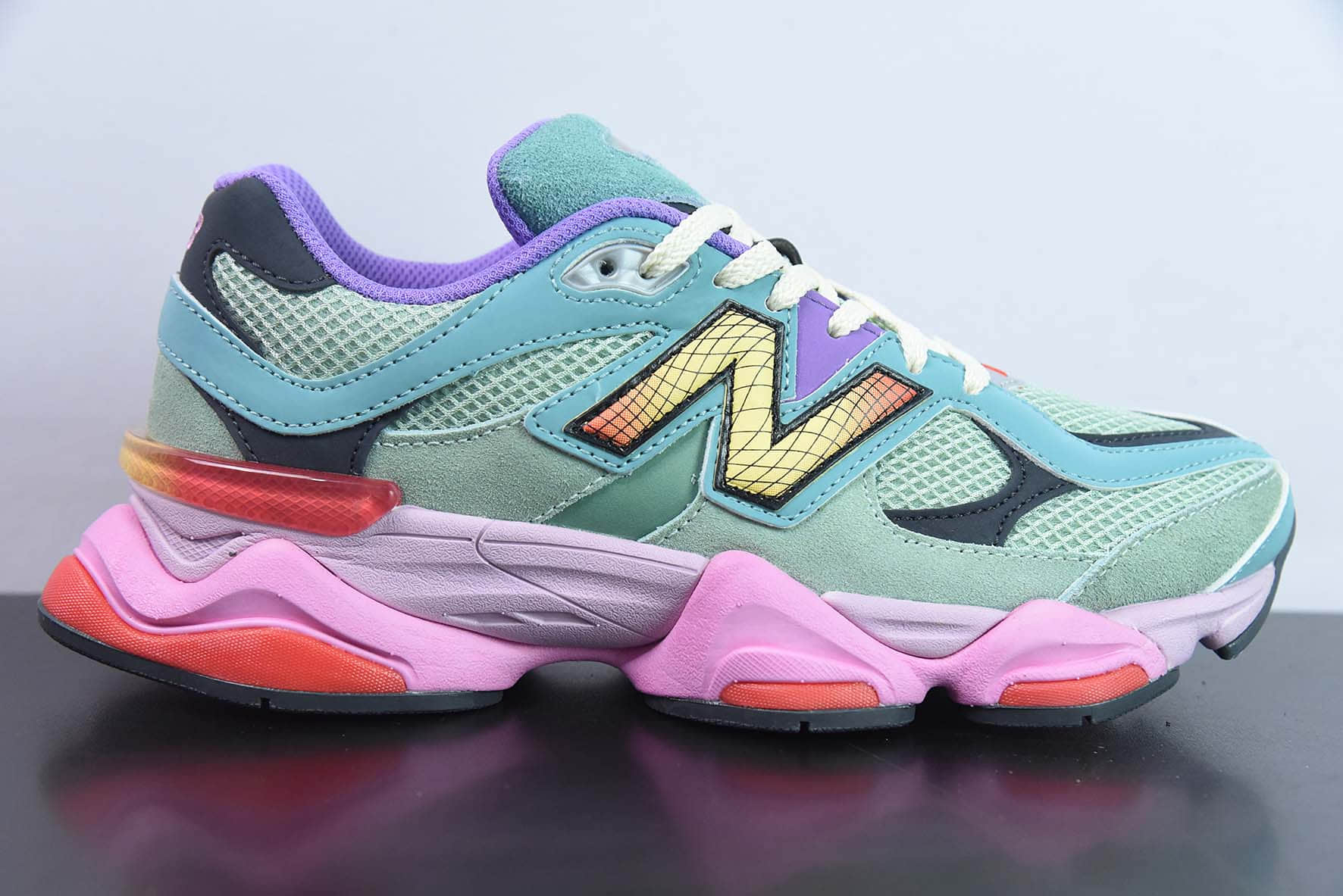 新百伦New Balance 9060Multi-Color系列工业绿粉彩虹复古百搭老爹风小象蹄休闲运动跑步鞋纯原版本 货号:U9060WRB