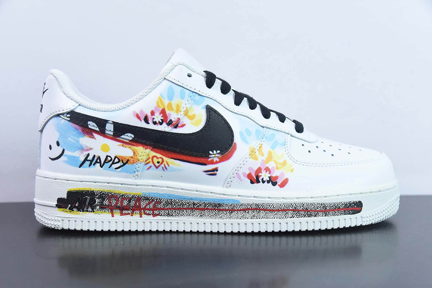 耐克Nike Air Force 1 '07 Low做旧涂鸦印花定制配色空军一号低帮休闲板鞋纯原版本 货号：CW2288-111