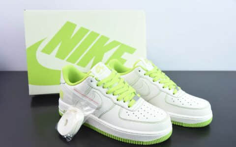 耐克Nike Undefeated x Nk Air Force 1’07 Low 五道杠米月色空军一号低帮休闲板鞋纯原版本 货号：UN1988-888