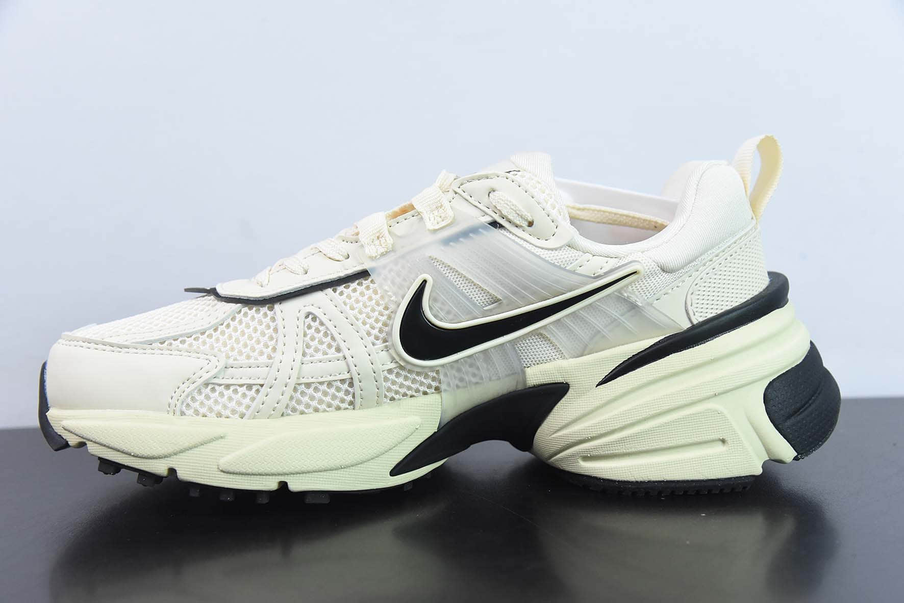 耐克Nike V2K Runtekk 3XL 米黄黑减震防滑复古低帮跑步鞋纯原版本 货号: FD0736-101