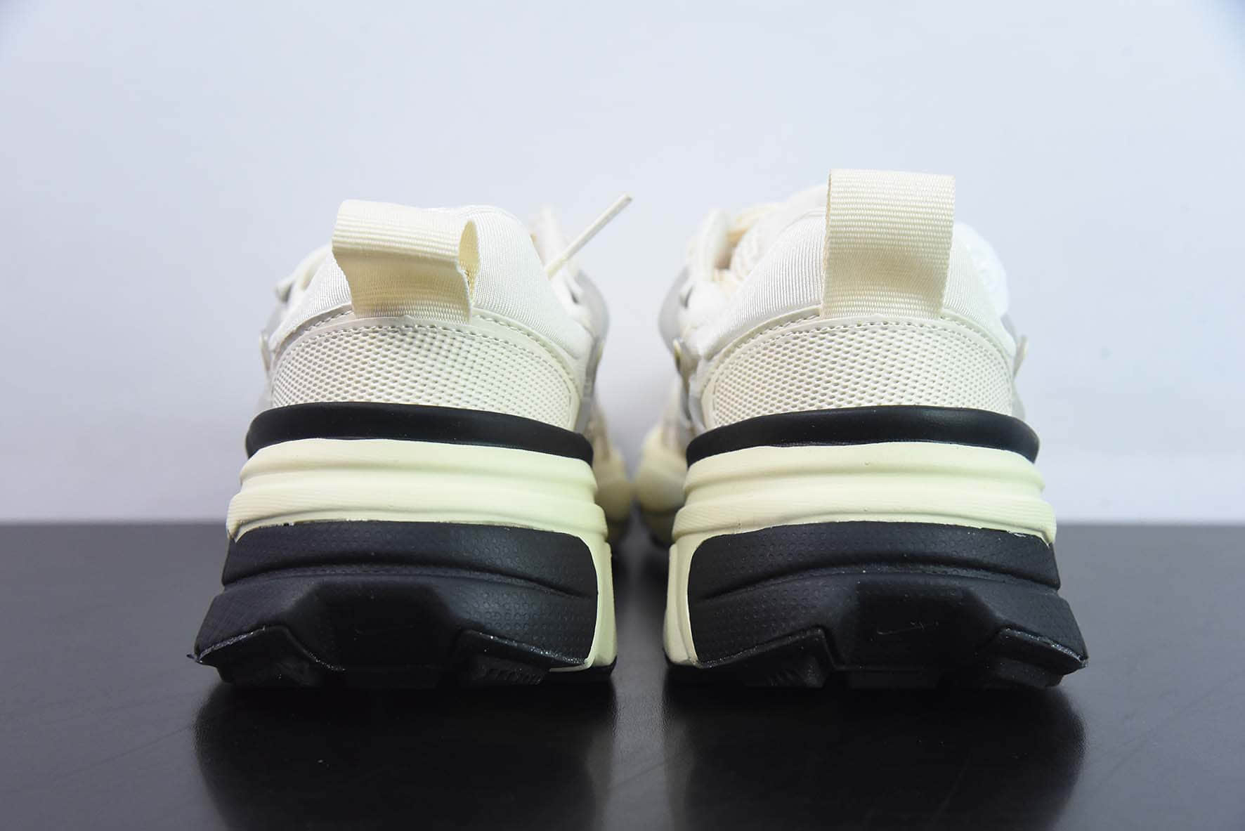 耐克Nike V2K Runtekk 3XL 米黄黑减震防滑复古低帮跑步鞋纯原版本 货号: FD0736-101