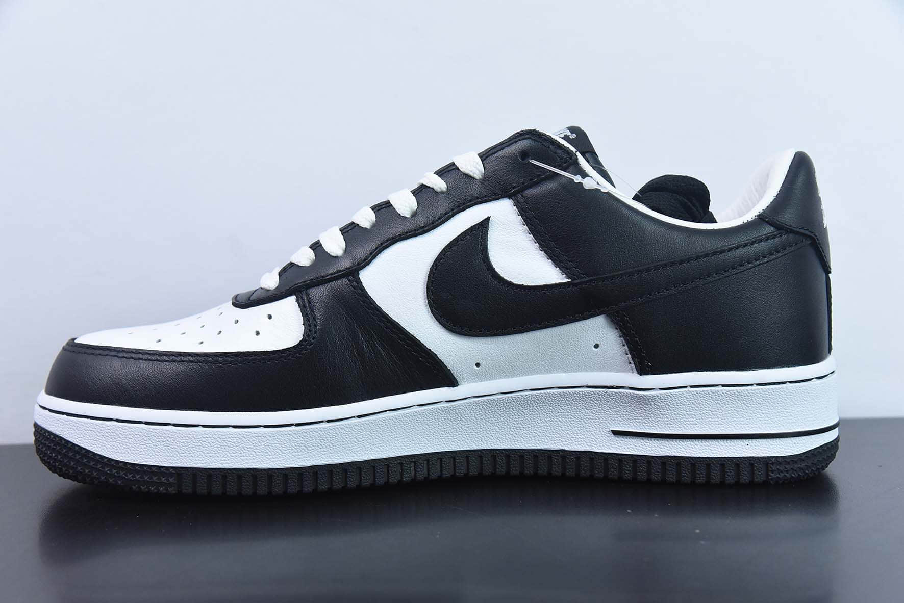 耐克Nike Terror Squad x Nike Air Force 1 LowTS联名黑白空军一号低帮休闲板鞋纯原版本 货号：FJ5756-100